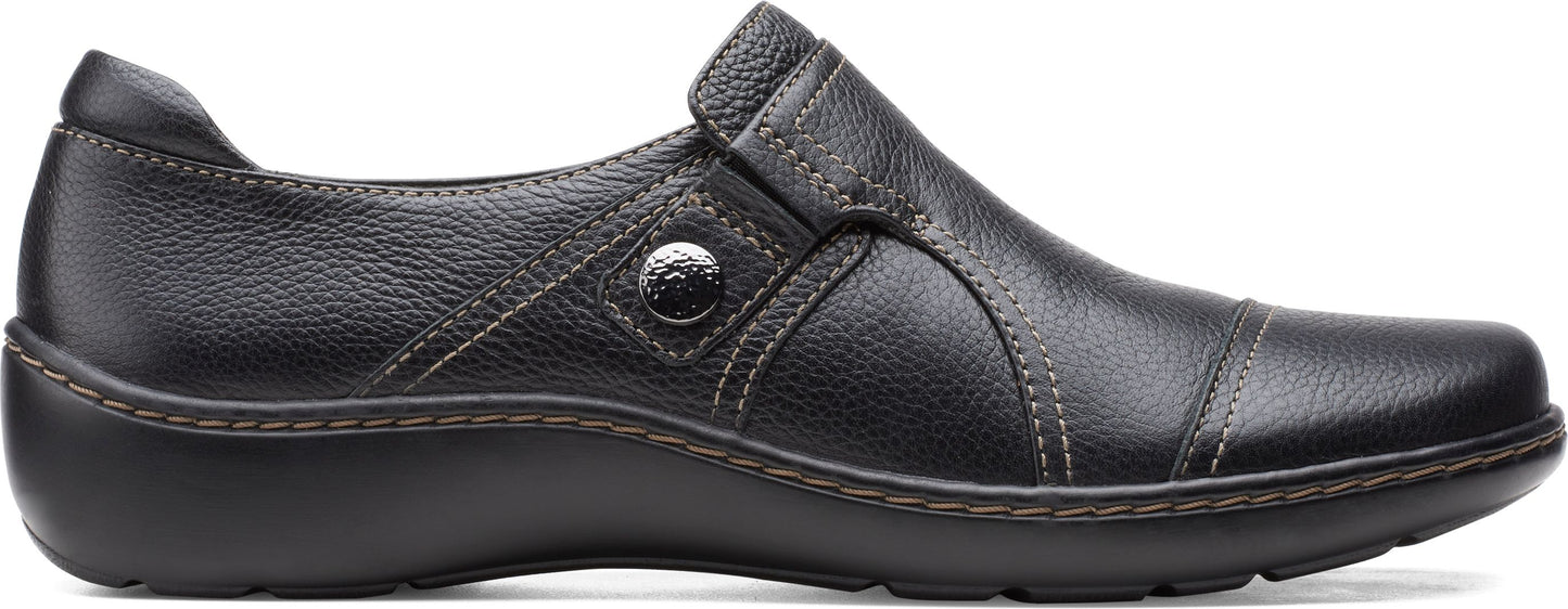 Cora Poppy Black