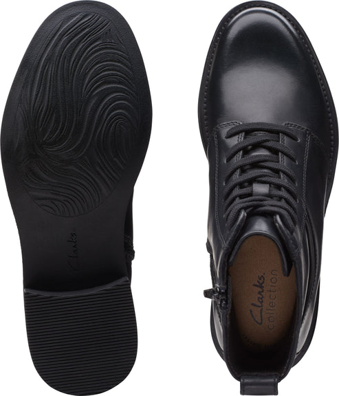 Clarks Boots Maye Step Black
