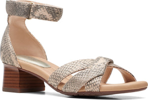 Clarks Sandals Desirae Lily Beige Metallic