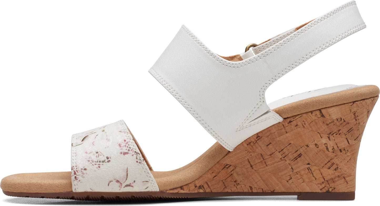 Clarks Sandals Kyarra Faye White