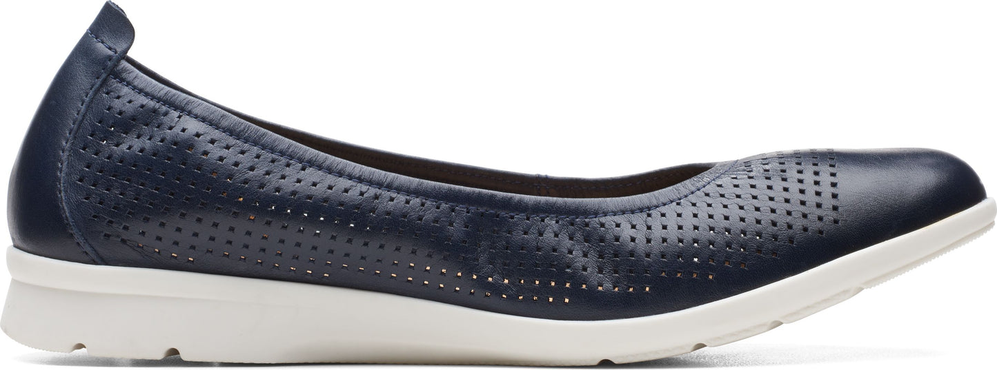 Clarks Shoes Jenette Ease Navy